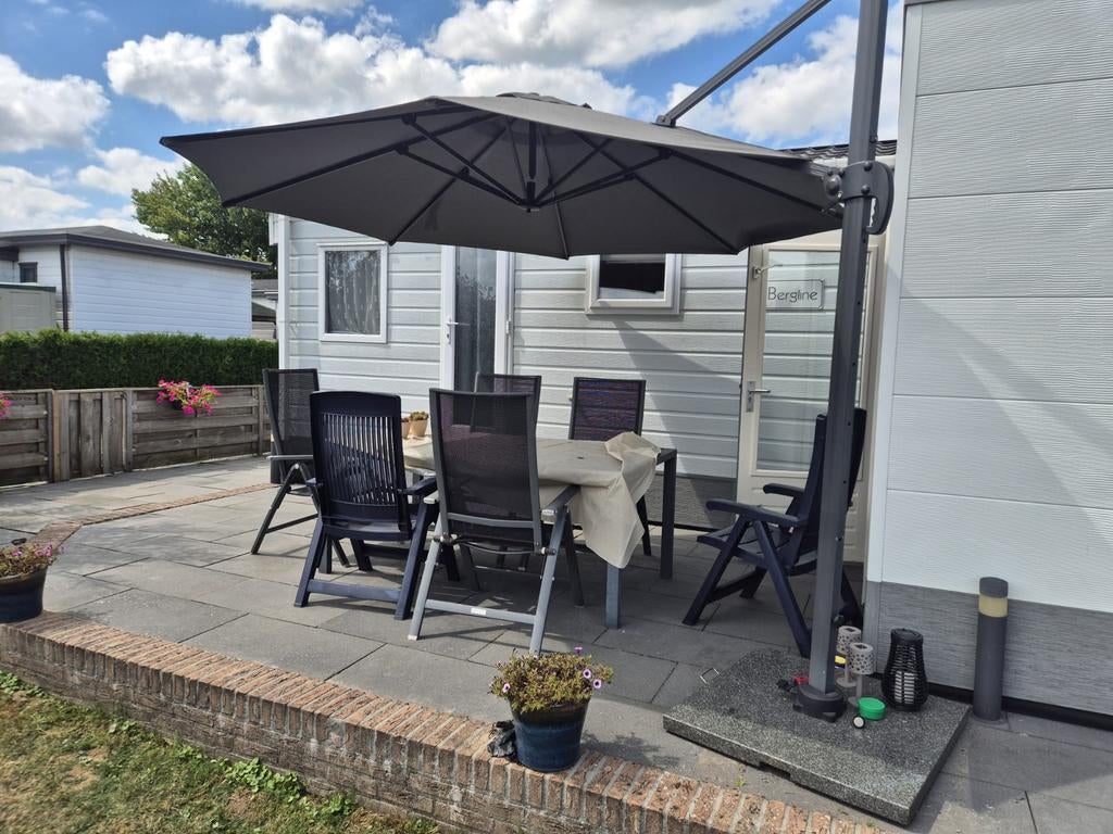 stacaravan/charlet, Tot en met 4