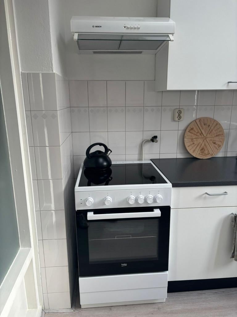 Beko fornuis met keramische kookplaat, Ophalen