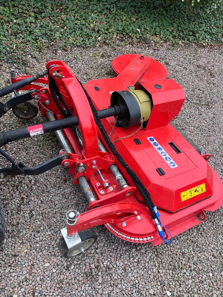 Boxer fmu150 met denker (palenmaaier) cirkelmaaier, Ophalen, Cirkelmaaier, Zo goed als nieuw, Benzine-grasmaaier