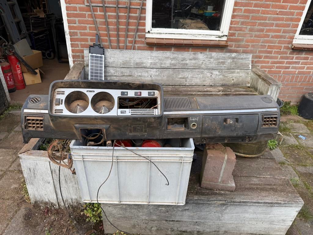 Dashbord golf 1, Ophalen