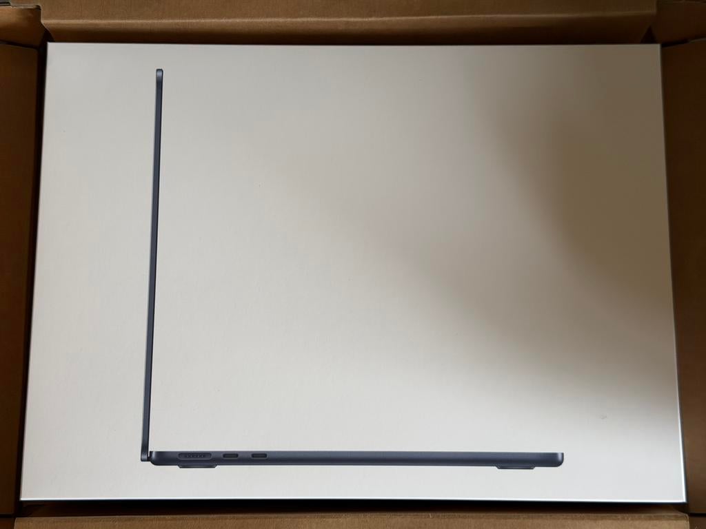 MacBook Air M5 16GB/1TB 13 inch (10 CPU & 10 GPU) 2026, Computers en Software, Apple Macbooks, 1 TB of meer, Qwerty, 13 inch, Ophalen of Verzenden