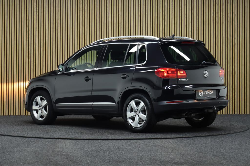 Volkswagen Tiguan 1.4 TSI Connected Series | Trekhaak | Crui, Voorwielaandrijving, Stof, Gebruikt, 4 cilinders