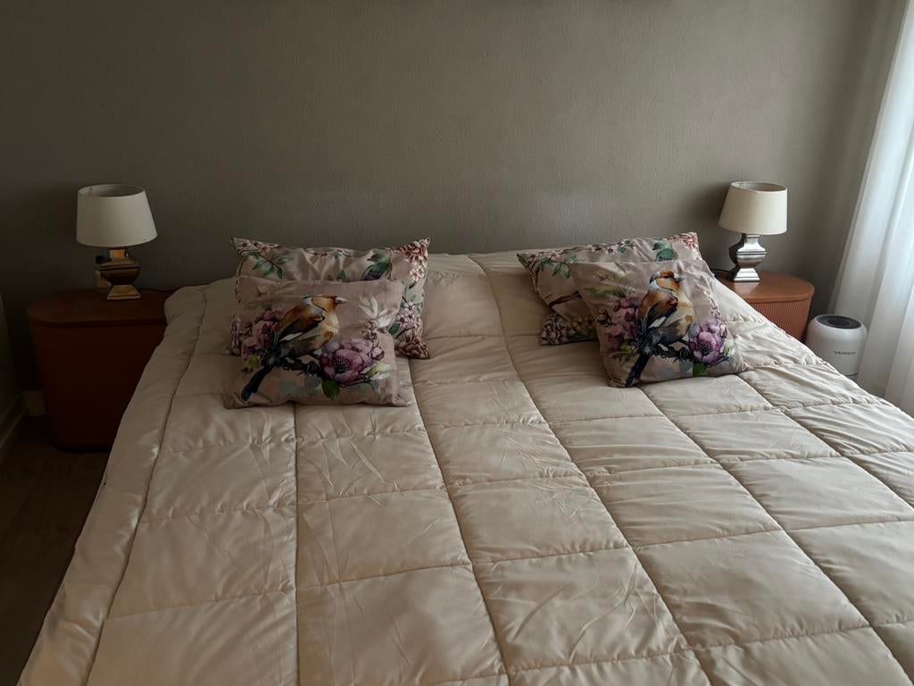 Auping 2 persoons bed Auronde, Bruin, Tweepersoons, Ophalen of Verzenden, 180 cm