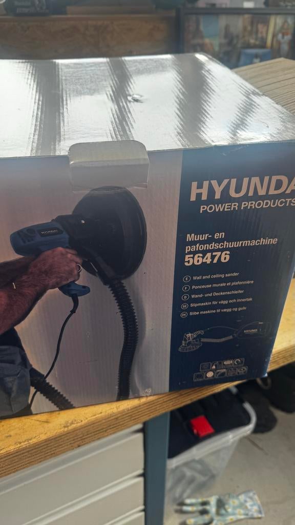 Hyundai 56476 muur en plafondschuurmachine, Ophalen of Verzenden, Zo goed als nieuw, 1200 watt of meer, Overige typen