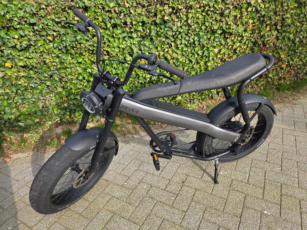 Brekr fatbike F250 nieuwstaat 1400 KM, Fietsen en Brommers, Elektrische fietsen, Zo goed als nieuw, 51 tot 55 cm, 50 km per accu of meer