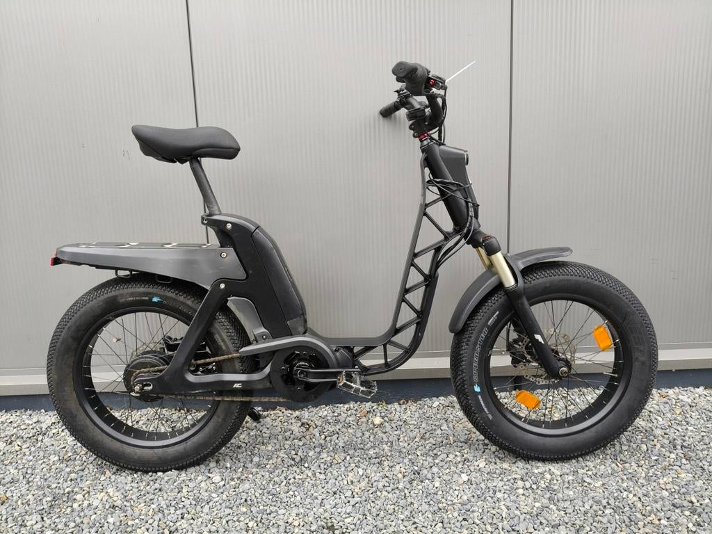 Fantic Issimo Urban fatbike / e-bike. Bafang middenmotor., Zo goed als nieuw, Minder dan 47 cm, 50 km per accu of meer, Ophalen