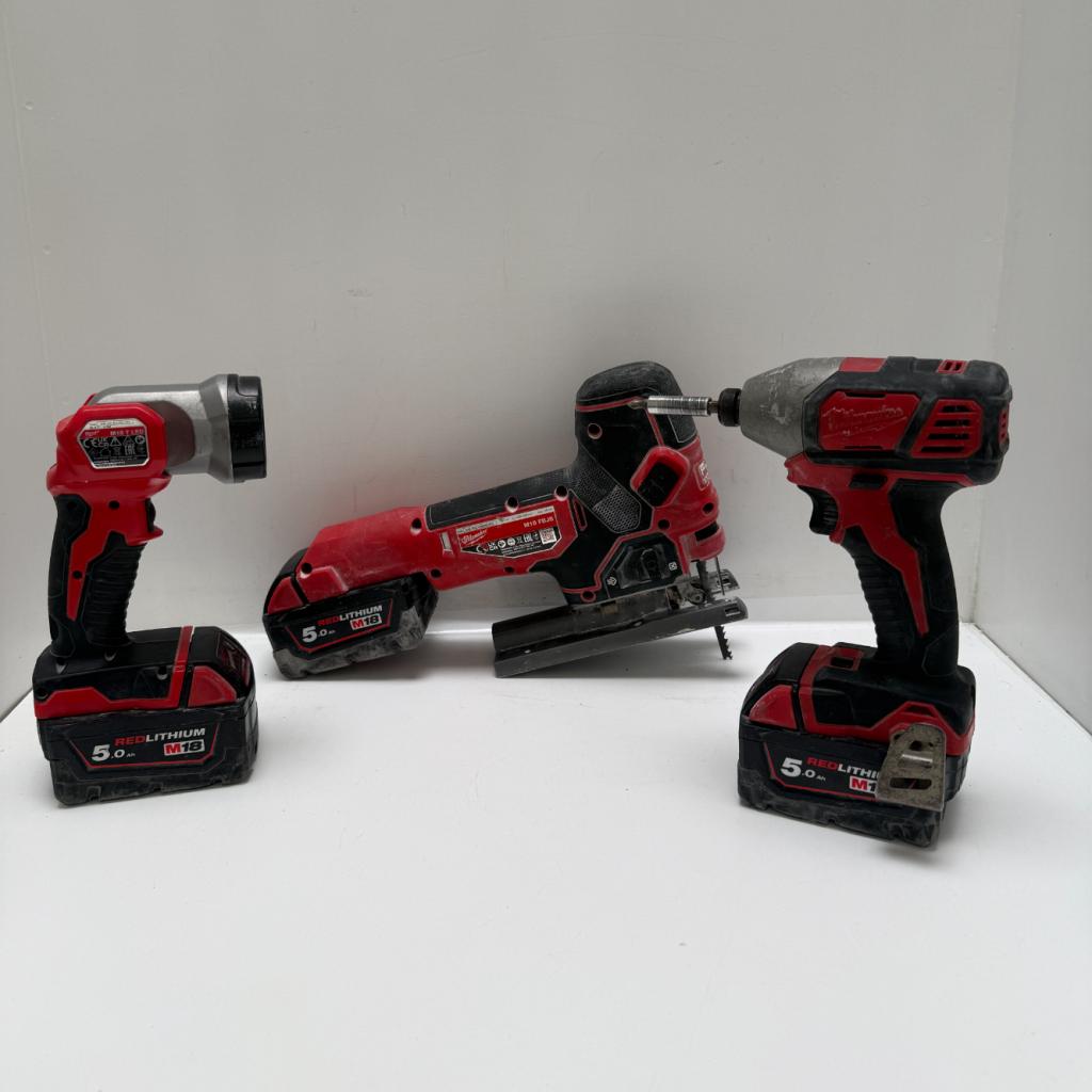 Milwaukee M18 FBJS + M18 T Led + M18 BID Set | Met Garantie, Milwaukee, Gebruikt, Support@milwaukee.com, Milwaukee Electric Tool Corporation, 13135 W. 
Lisbon Road, Brookfield, WI 53005
USA