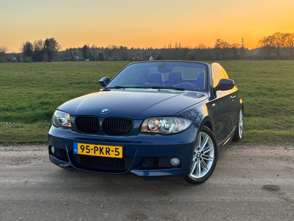 BMW 1-Serie 2.0 118I Cabrio Blauw | High executive |M pakket, Auto's, 1-Serie, 1995 cc, Zwart, Cabriolet