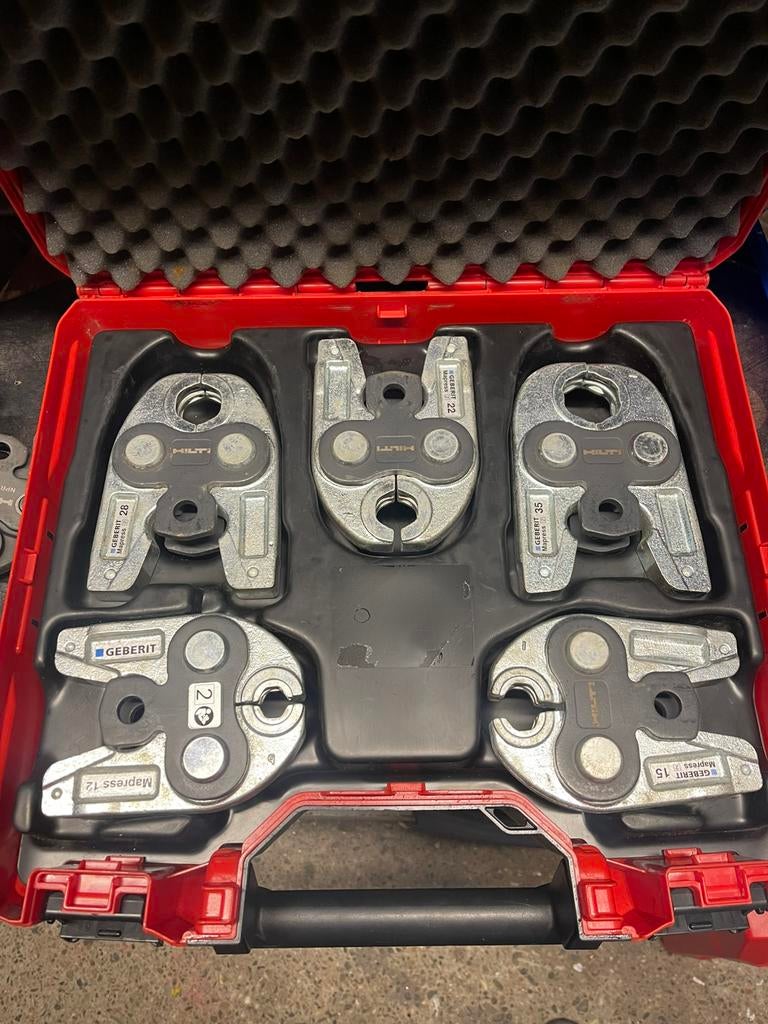 Hilti mapress perbekken , koffer, Ophalen of Verzenden, Zo goed als nieuw, Douche