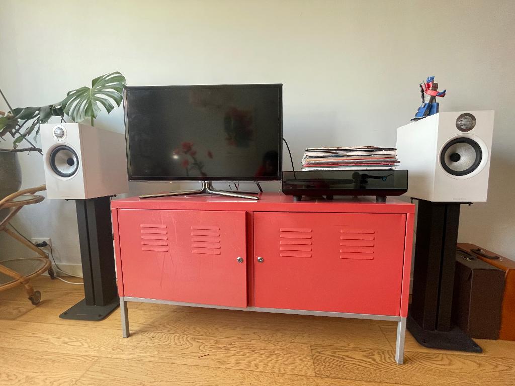 IKEA kastje gratis, Ophalen