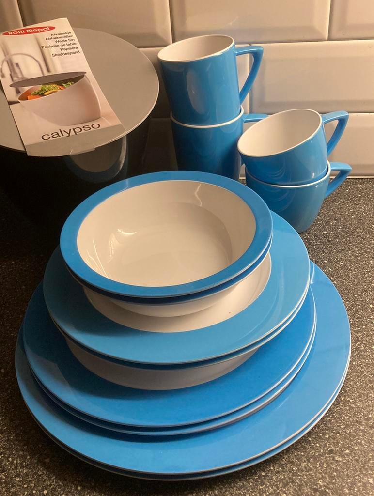 Mepal servies campingservies in nette staat + afvalbakje, Ophalen of Verzenden, Zo goed als nieuw