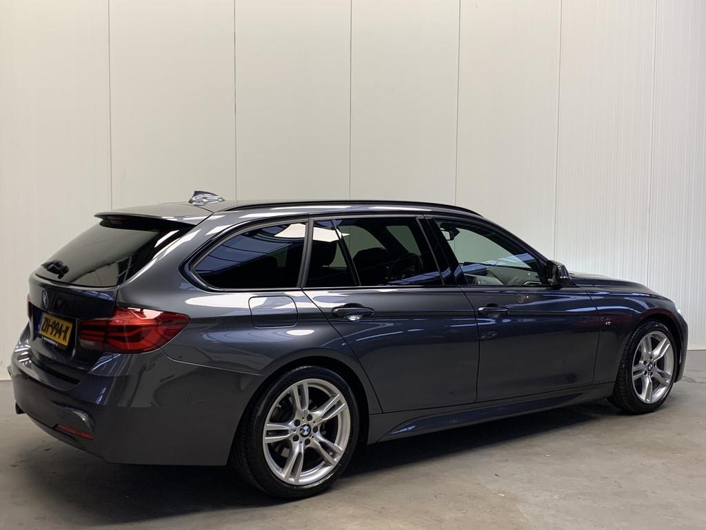 BMW 3 Serie Touring 318i M Sport Black Edition NAVI.Pro-LEDE, Automaat, 12 maanden, Gebruikt, 1465 kg