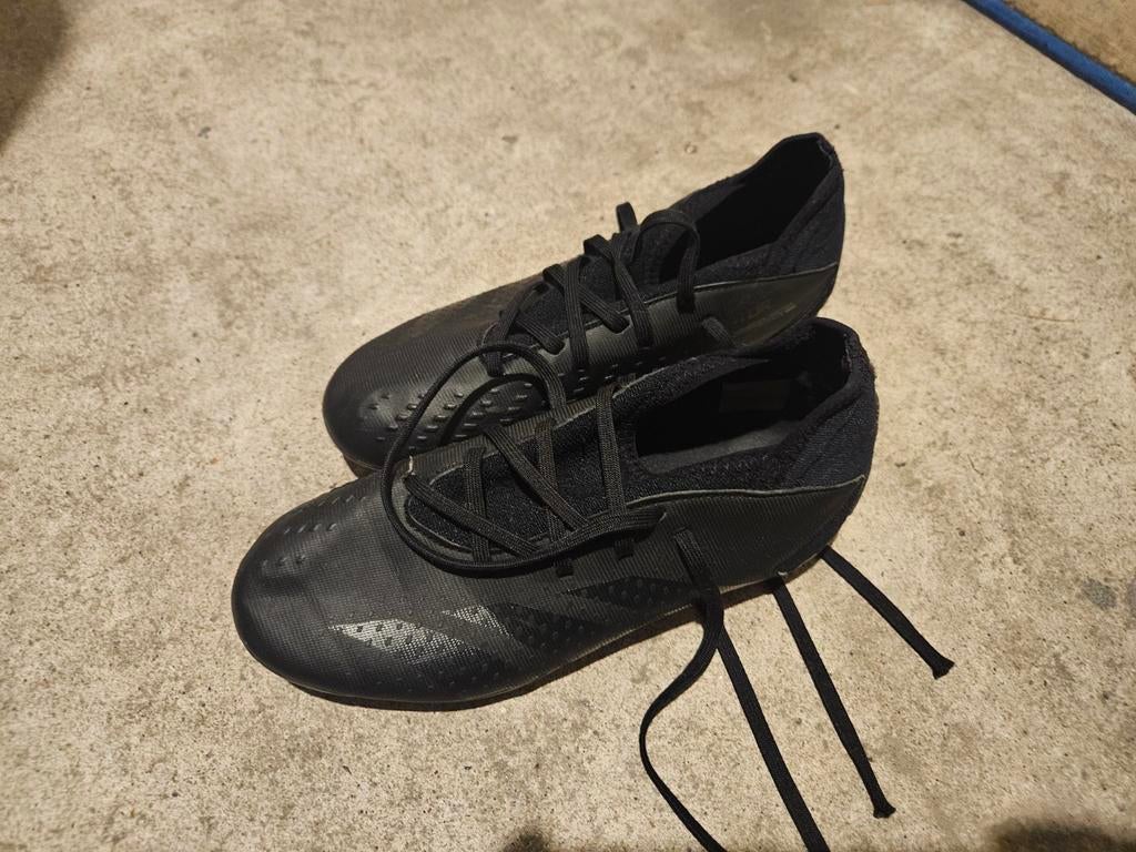 Adidas Predator voetbalschoenen 2   - Maat 35 2, Sport en Fitness, Voetbal, Ophalen, Gebruikt, Maat XS of kleiner, Schoenen