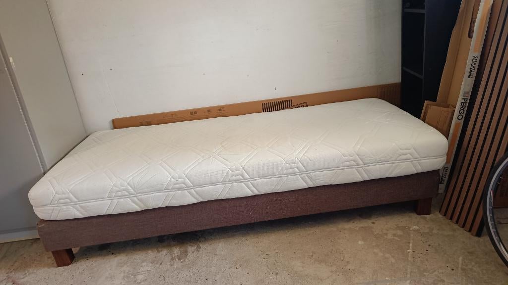 Eenpersoonsbed, Ophalen, Gebruikt, 90 cm, Eenpersoons
