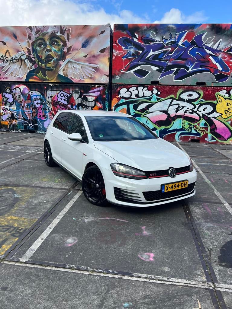 Volkswagen Golf 2.0 TSI 169KW 5D DSG 2014 Wit, 4 cilinders, 1984 cc, Wit, 245 pk