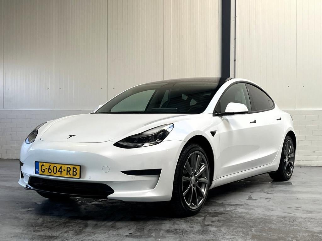 Tesla Model 3 Standard RWD Plus 60 kWh|SoH 87%|Trekhaak|19 I, Automaat, 238 pk, Achterwielaandrijving, Gebruikt
