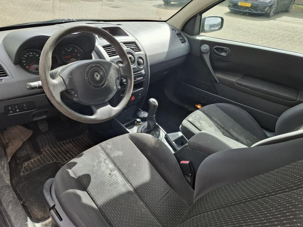 Renault Mégane 1.6-16V Expr Comfort Nw Koppeling ✅, Gebruikt, 4 cilinders, Handgeschakeld, Startonderbreker
