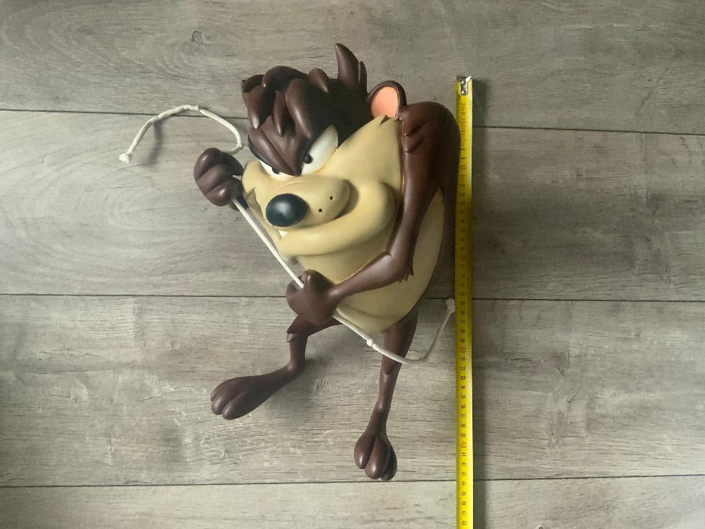 Vintage WB 2000 Taz Tazmanian Devil Looney Tunes Hangend, Verzamelen, Stripfiguren, Zo goed als nieuw, Beeldje of Figuurtje, Looney Tunes