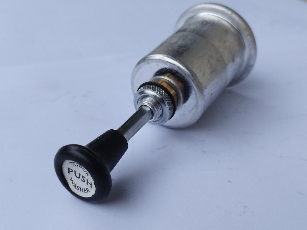 TUDOR ruitensproeierpomp, handmatig en origineel CLASSIC, Ophalen of Verzenden, Nieuw