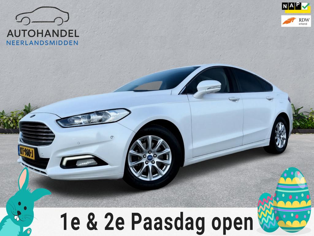 Ford Mondeo 1.5 Titanium Camera telefoonvoorbereiding PDC, Auto's, Ford, Voorwielaandrijving, Euro 6, 4 cilinders, Mondeo