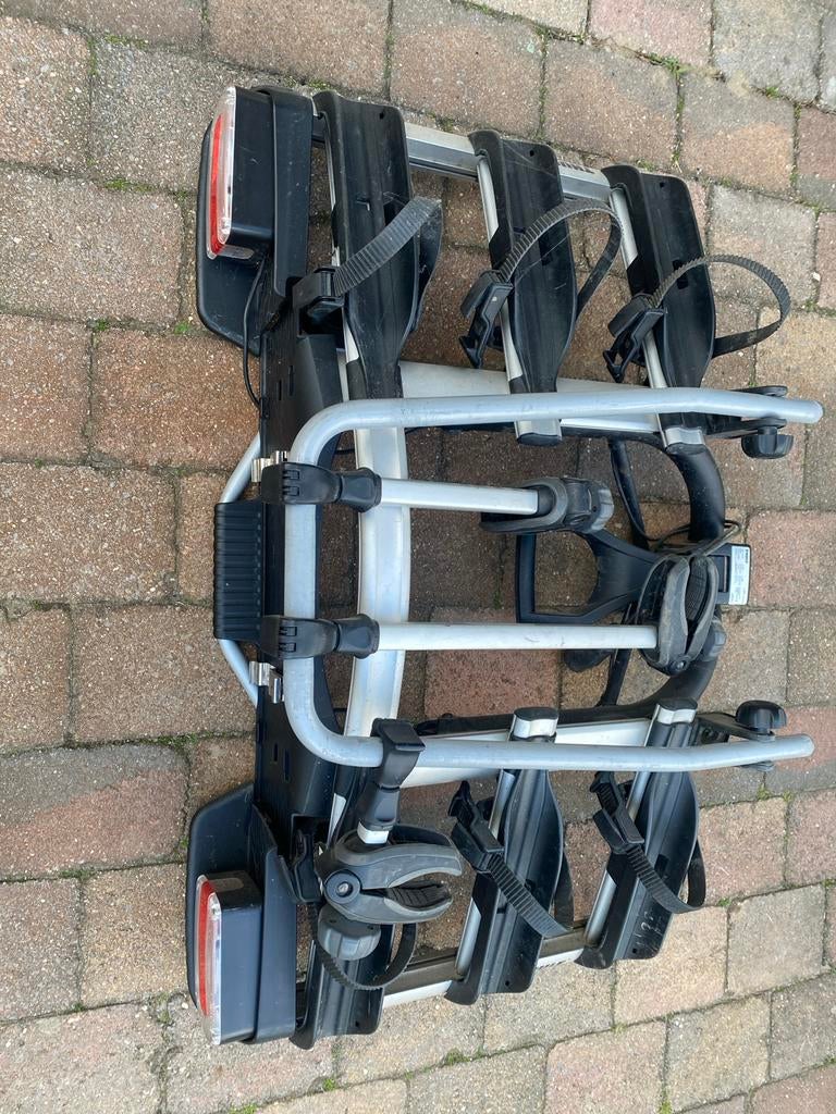 Thule fietsendrager EW G2, Auto diversen, Fietsendragers, 3 fietsen of meer, Gebruikt, Ophalen of Verzenden, Trekhaakdrager