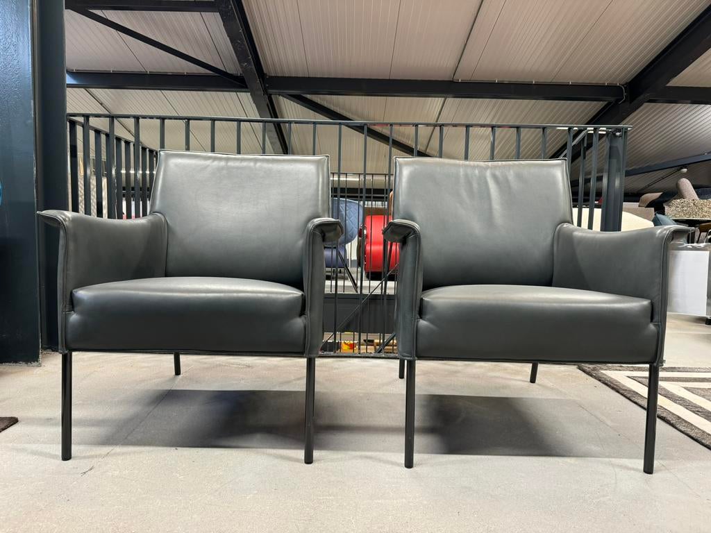 2 Nieuw Design in Stock Limec fauteuils grijs leer stoel, Huis en Inrichting, Ophalen of Verzenden, Eyye, 50 tot 75 cm, Design on Stock