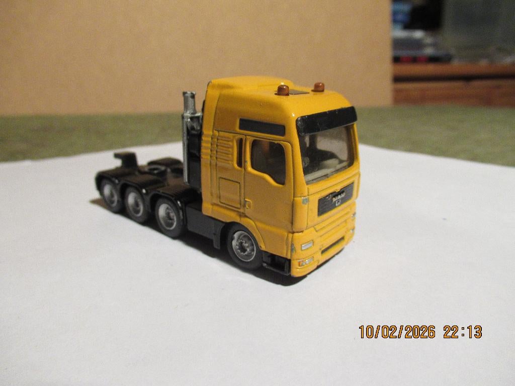 Siku  MAN  4 - asser trekker, Ophalen of Verzenden, Gebruikt, Bus of Vrachtwagen, SIKU