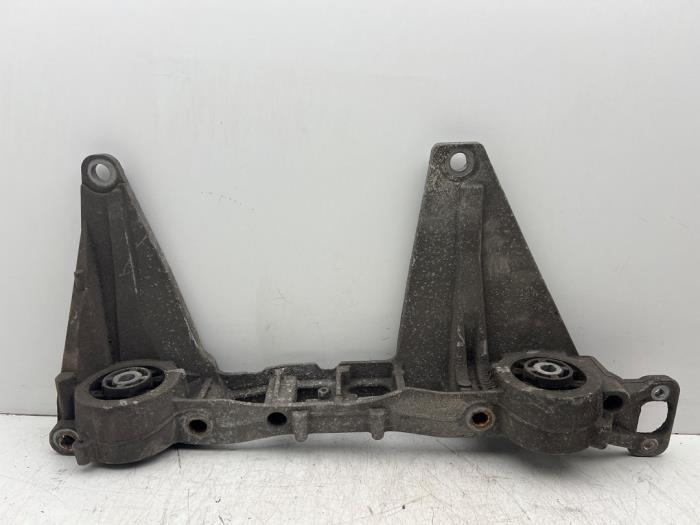 Cardan steun van een Mercedes Vito, Gebruikt, -, Ophalen of Verzenden, -