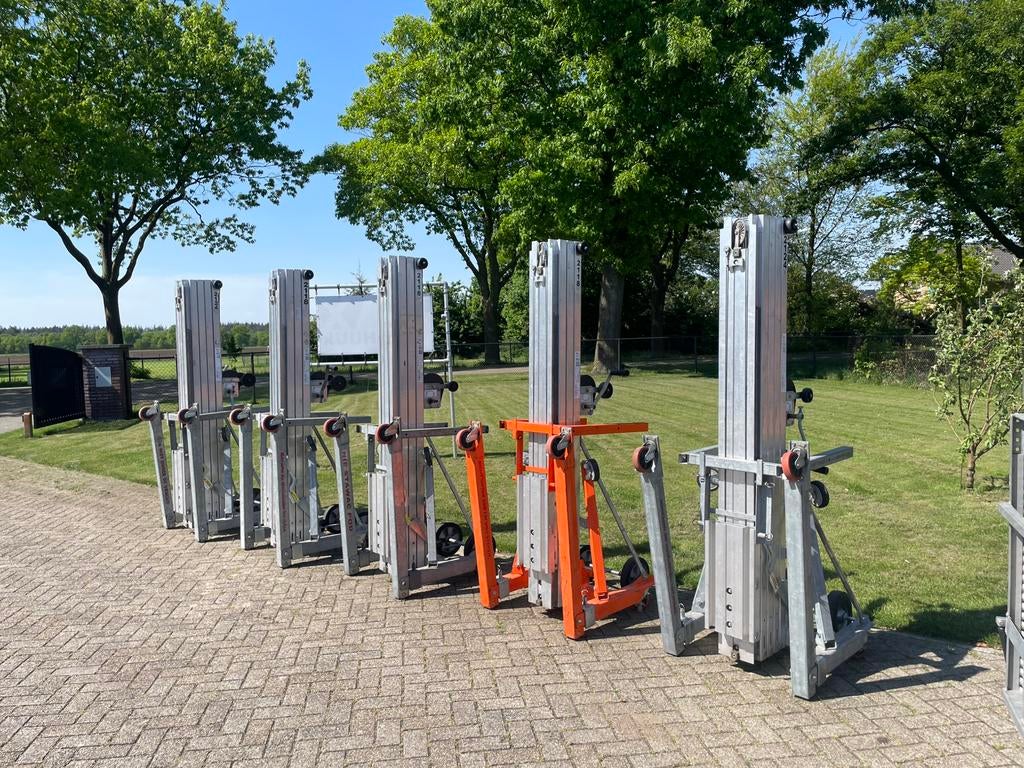 Sumner kanaallift bouwlift materiaallift montagelift, Ophalen, Gebruikt