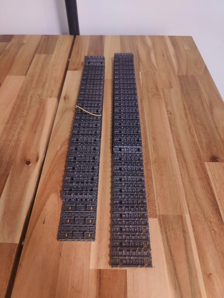 King tiger 1:16 Tank rupsbanden Tamiya RC, Hobby en Vrije tijd, Modelbouw | Radiografisch | Overige, Ophalen of Verzenden, Gebruikt