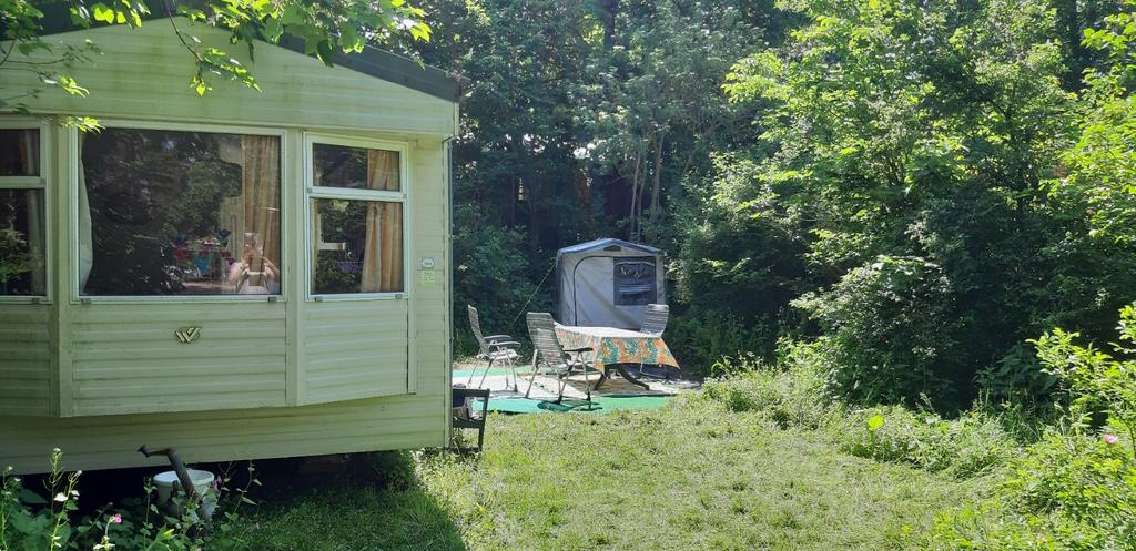 Gezellige en fijne stacaravan te huur op camping Bakkum, Caravans en Kamperen, Verhuur