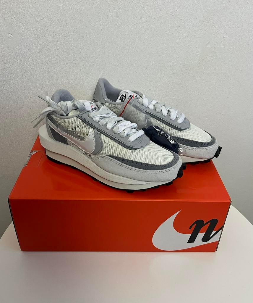 Nike LD Waffle sacai summit white NIEUW, Wit, Nieuw, Ophalen of Verzenden, Sneakers of Gympen