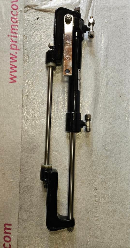 Vetus OBC275 hydraulische stuurcilinder buitenboordmotor, Ophalen of Verzenden, Zo goed als nieuw, Motor en Techniek, Zeilboot of Motorboot