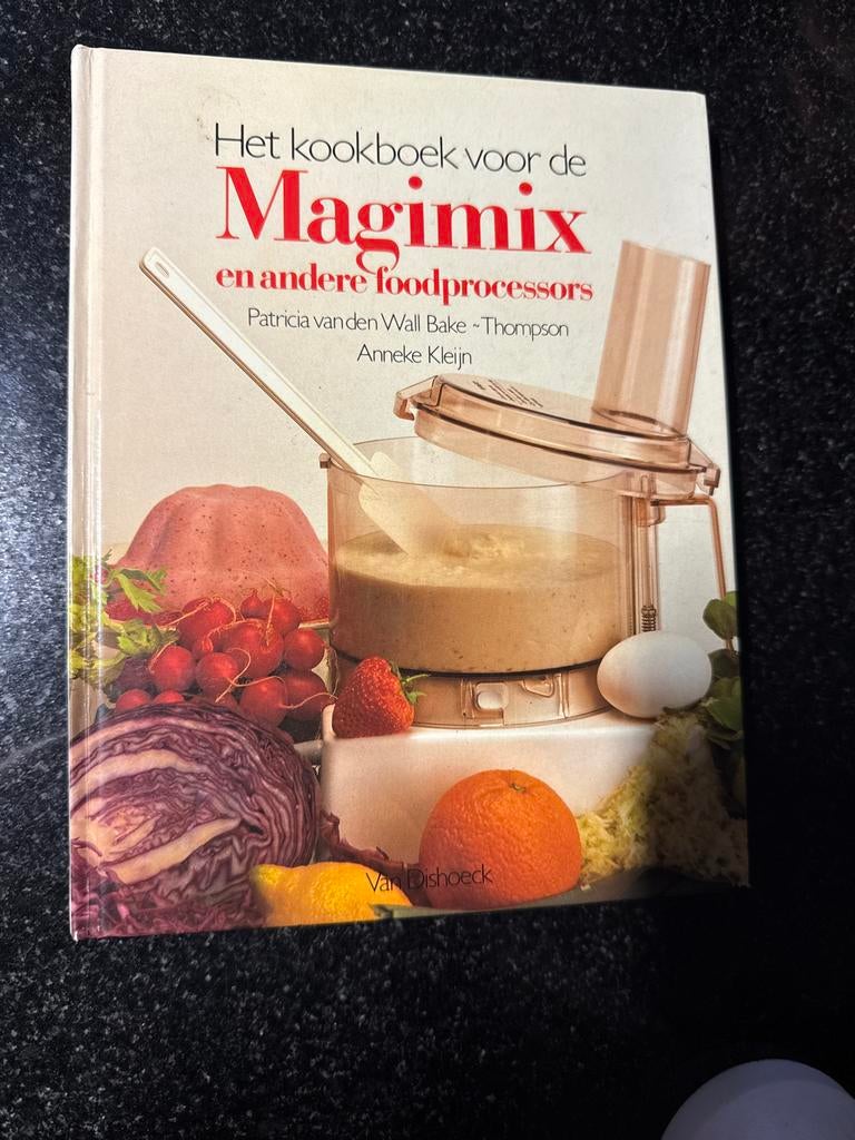 Kookboek Magimix en andere foodprocessors, Boeken, Voorgerechten en Soepen, Ophalen of Verzenden, Zo goed als nieuw, Europa