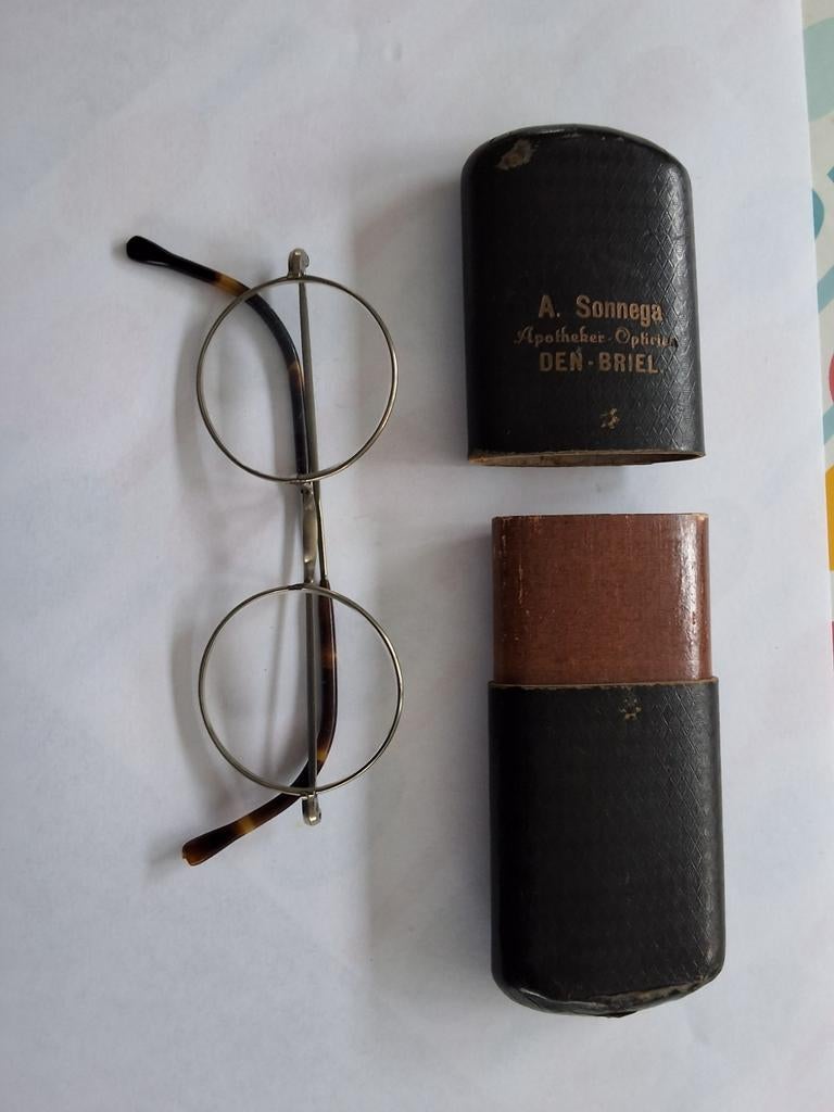 Vintage bril, Antiek en Kunst, Curiosa en Brocante, Ophalen of Verzenden