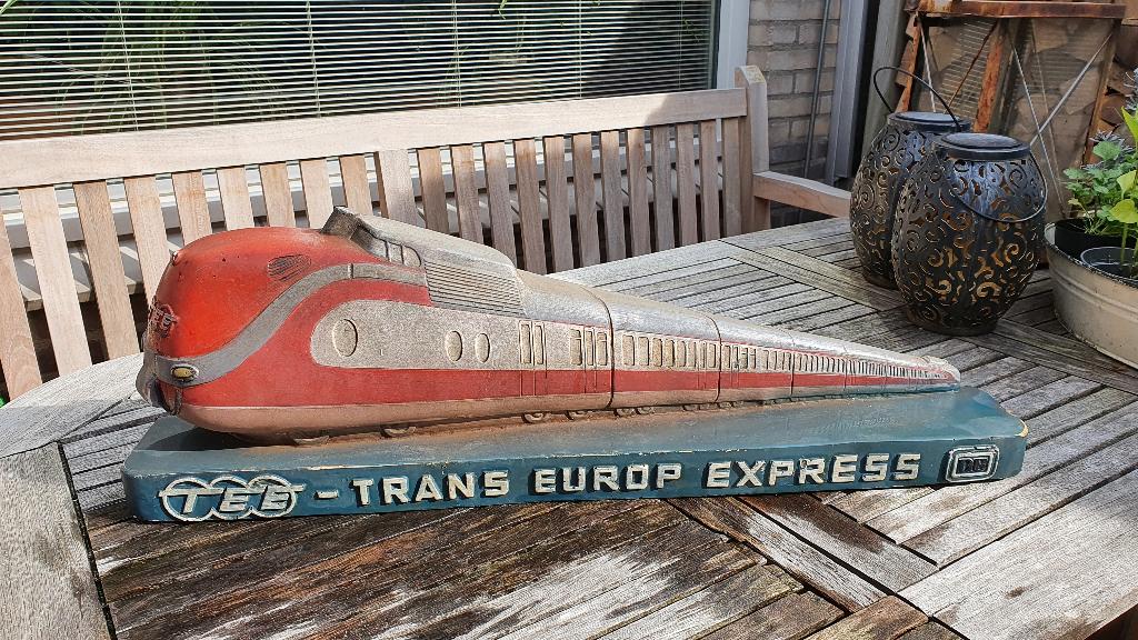 modeltreinen, Hobby en Vrije tijd, Modeltreinen | H0, Gebruikt, Boek, Tijdschrift of Catalogus, Gelijkstroom of Wisselstroom, Overige merken