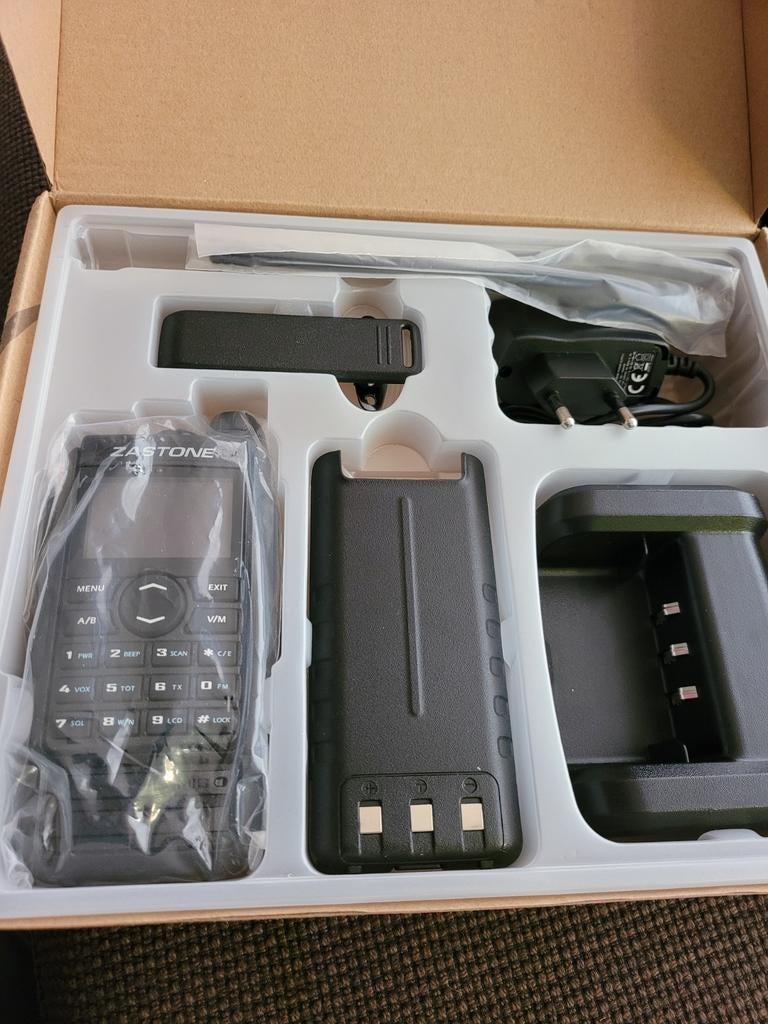 Zastone Transceiver, Nieuw, 15 km of meer, Ophalen of Verzenden, Portofoon of Walkie-talkie