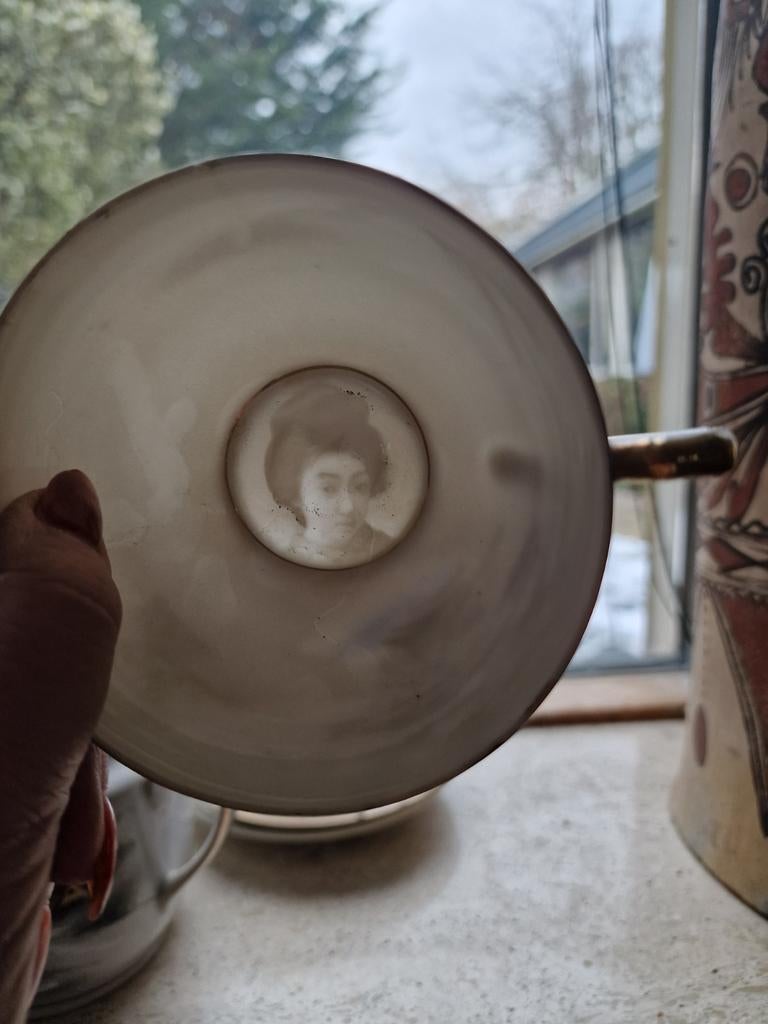 Japans eierschaal (thee) servies, Ophalen