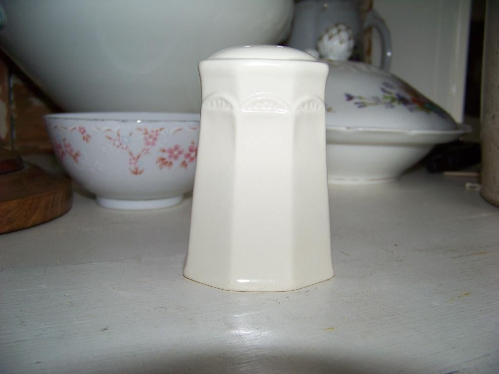 antieke strooier, porseleinen strooier       SALE, Ophalen of Verzenden