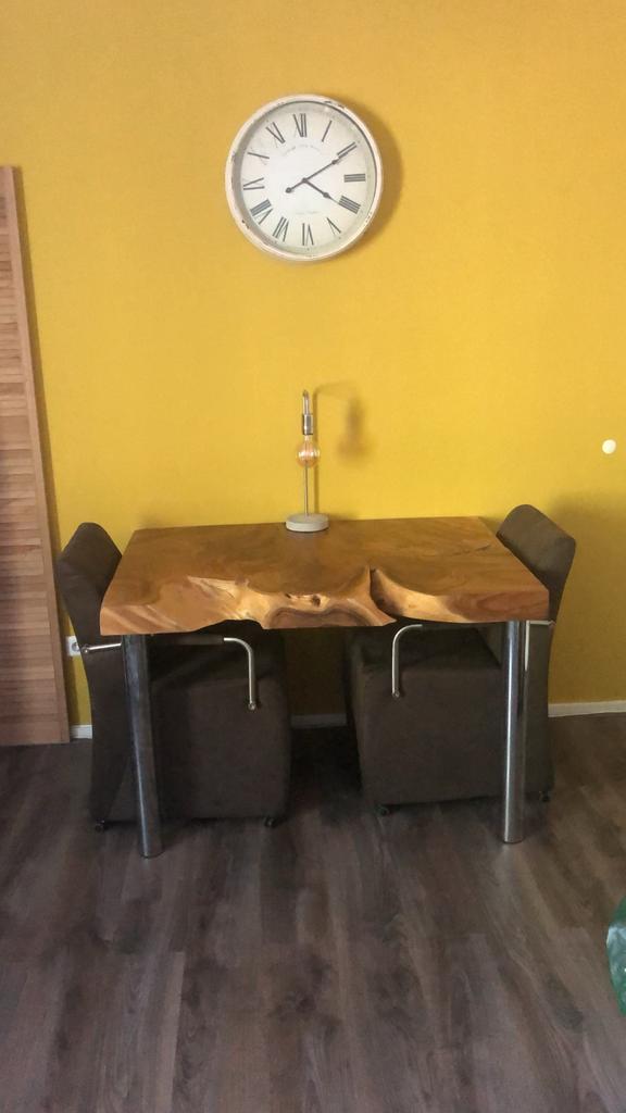 Unieke Bali Tafel - Handgemaakt, Gebruikt, 100 tot 150 cm, Teakhout, Vier personen