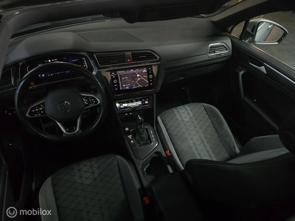 Volkswagen Tiguan 1.5 TSI 3x R-Line/ Pano / 360°Camera/ Vol, 15 km/l, 4 cilinders, 150 pk, 1446 kg
