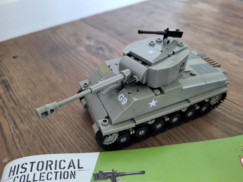 Cobi army M4A3E8 Sherman, Ophalen of Verzenden, Zo goed als nieuw, Overige merken