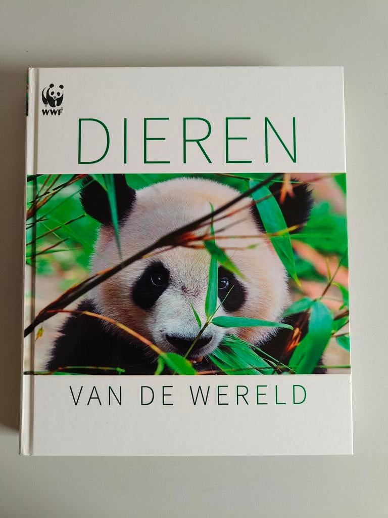 Dieren van de wereld - WWF., Boeken, Natuur, Ophalen of Verzenden, Zo goed als nieuw