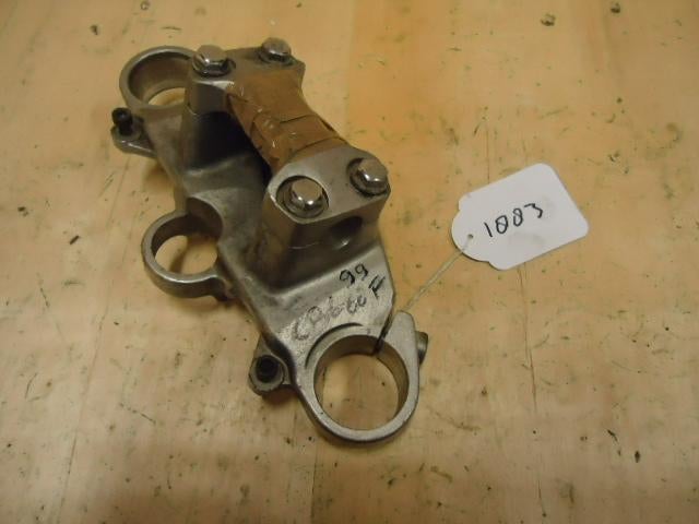 CB600F 1998 - 1999, 2000 - 2002 Honda Kroonplaat D1-17951