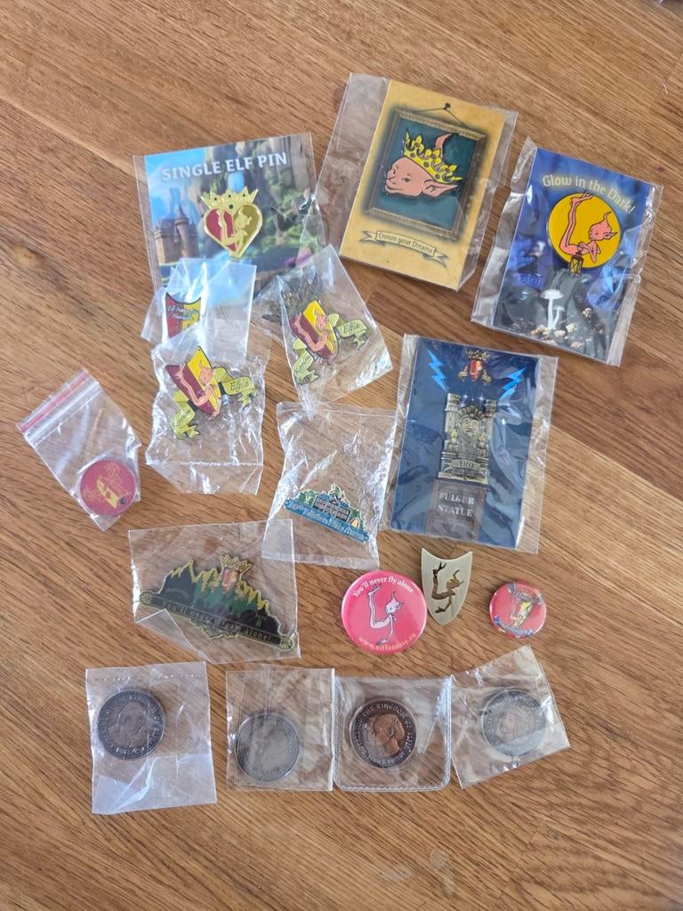 Elfia pins (ruilen), Ophalen of Verzenden