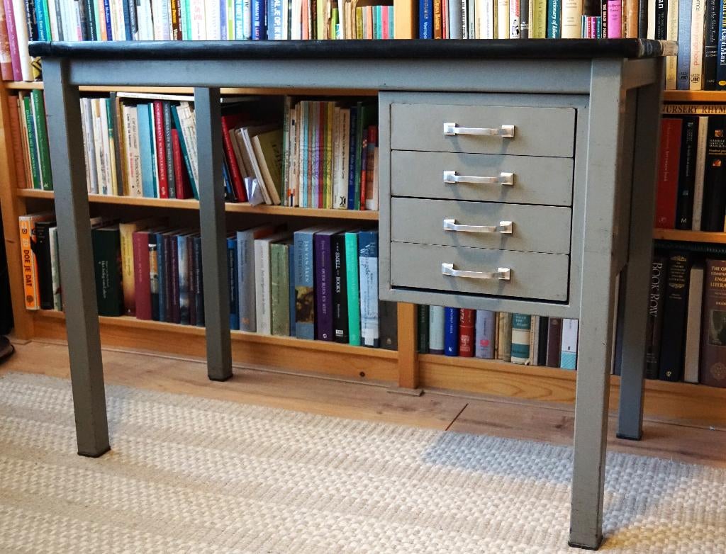 Gispen bureau, Ophalen, Gebruikt, Metaal, Industrieel