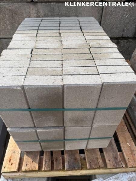 14m2  grijs betontegels 30x15x6cm halve stoep/trottoirtegels, Verzenden, Nieuw, 10 m² of meer, Bij dit product niet bekend.