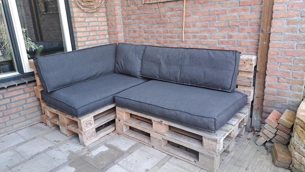 Palletbank inclusief kussens - Hoekbank, Ophalen, Gebruikt