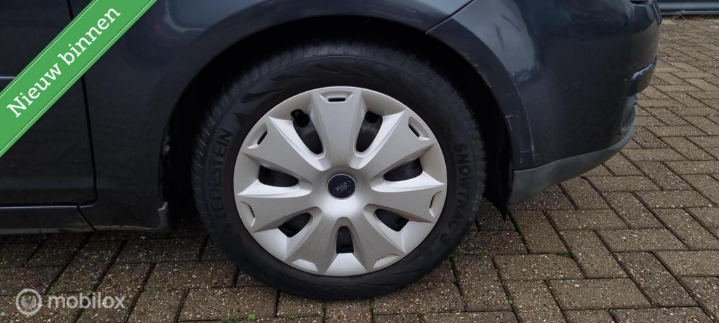 Ford Focus C-Max 2.0-16V Futura TREKHAAK/AIRCO, Voorwielaandrijving, Gebruikt, 4 cilinders, Met garantie (alle)