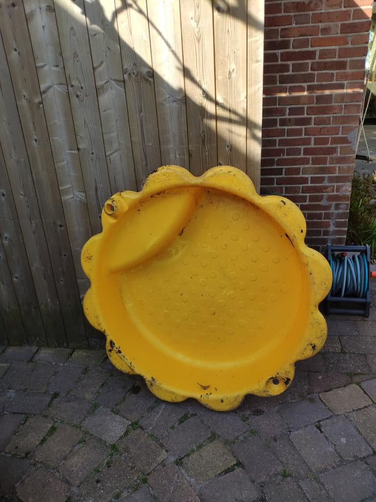 Gele zandbak zon 120cm met deksel, Ophalen of Verzenden, Gebruikt